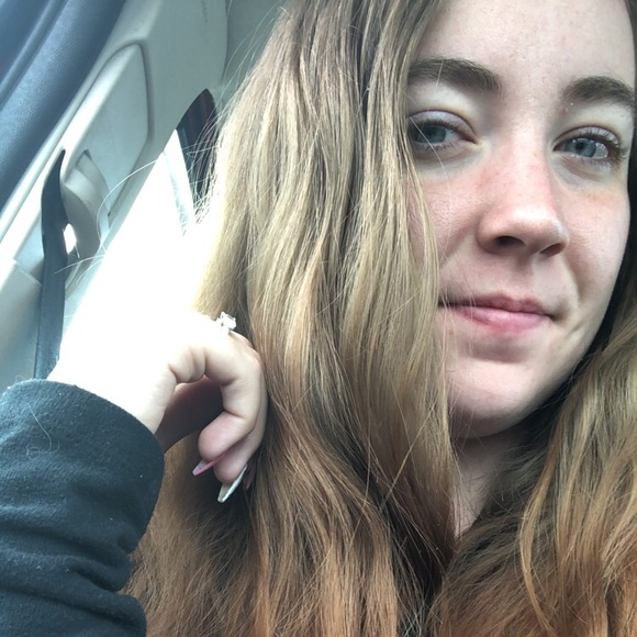 Meet your Posher, Jade - Picture 1 of 1